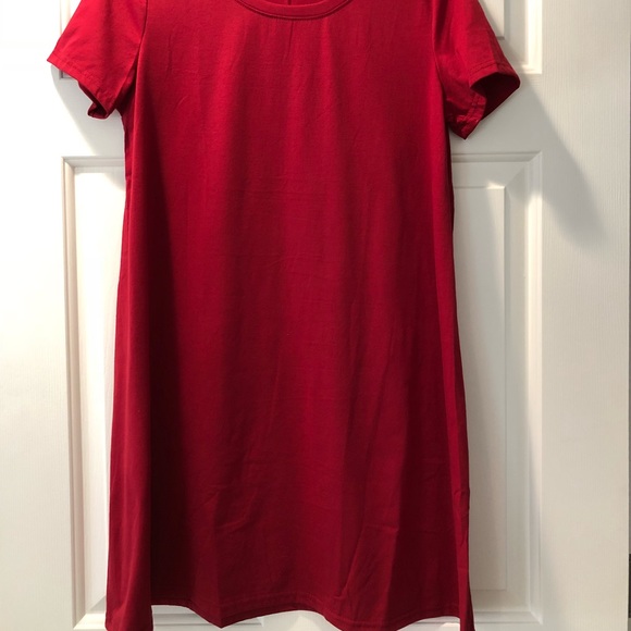 Burgundy Shift Dress - Picture 2 of 3